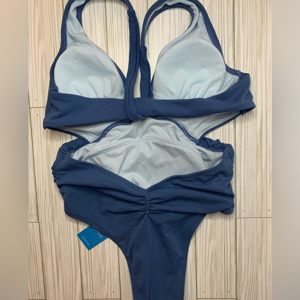 NWT Cupshe one piece v-neck with cut-outs-Navy Women’s  Small - Picture 5 of 7
